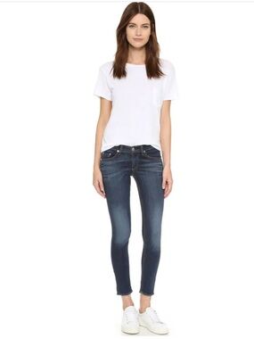 Rag & Bone Size 24 Dark Wash Capri Skinny Jeans Raw Frayed Hem Distressed